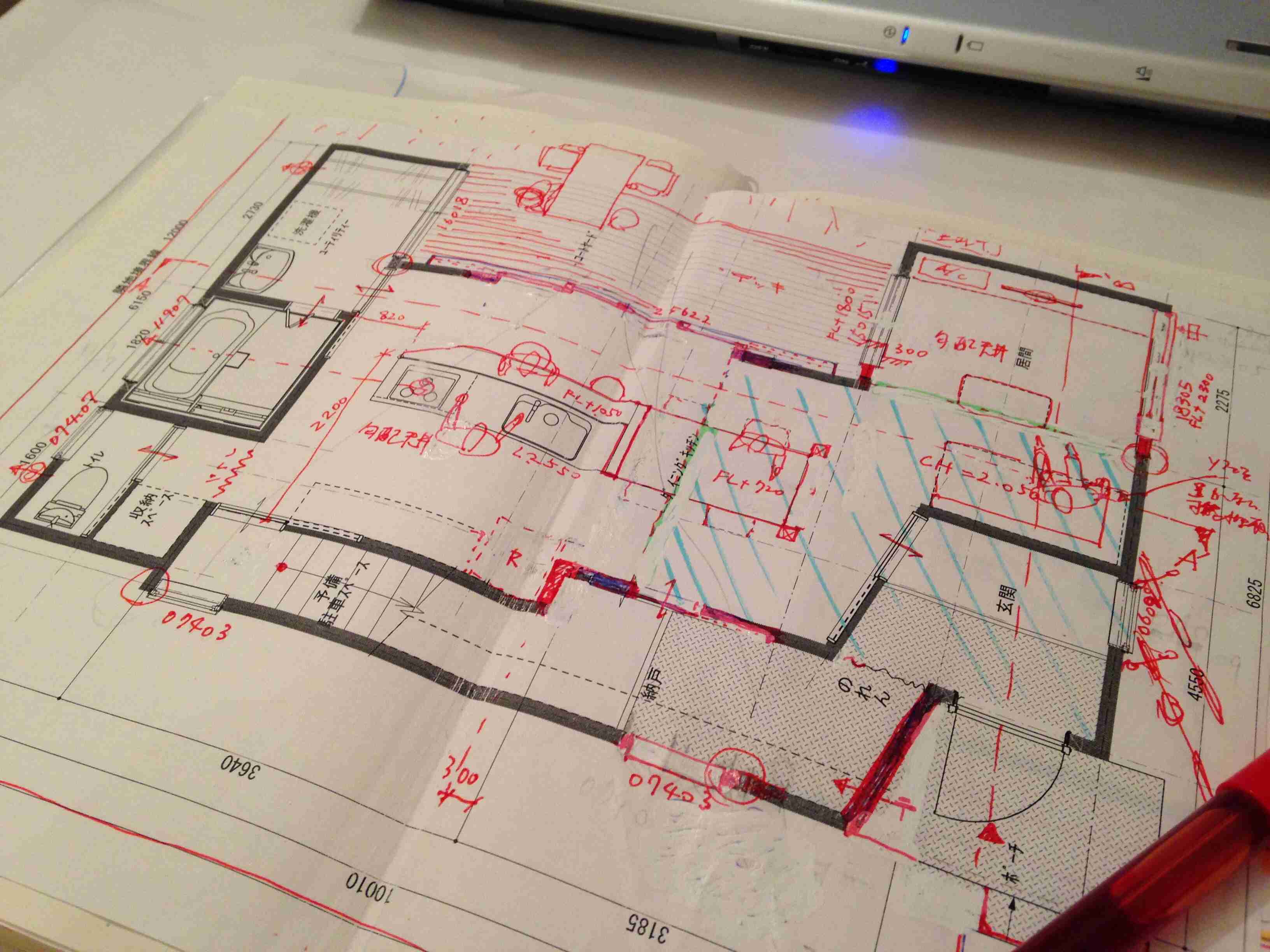 設計の進め方 手描きとCAD図面_b0349892_22063754.jpg