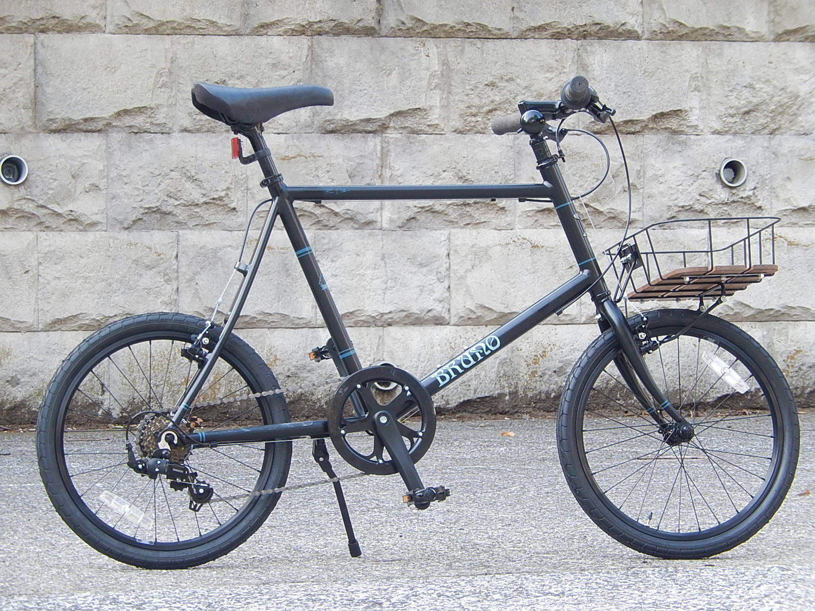 10月28日 渋谷 原宿 の自転車屋 FLAME bike前です_e0188759_14255634.jpg