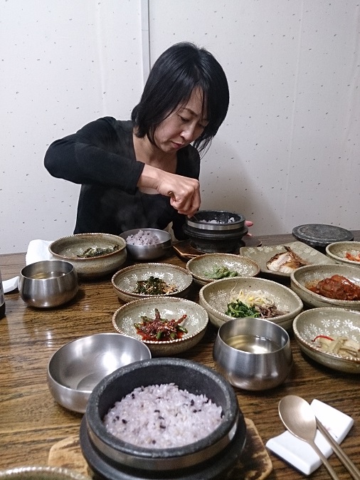 大邱 太鼓判の絶品ランチ♪_b0060363_23304352.jpg