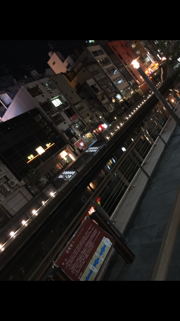 f0085810_1584378.png