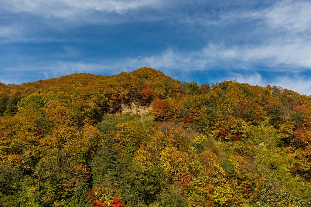 秋山郷・山が燃えてる切明け温泉_f0044056_18395312.jpg