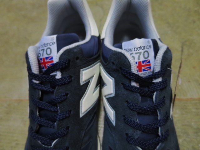 小さいサイズのDEAD な海外newbalance (MADE in England)入荷!♪!_d0152280_1816837.jpg