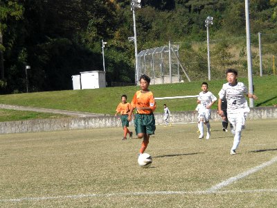 【1部（6年生）】・24ﾁｰﾑが「津幡町長杯」を目指し・・_f0098585_2362153.jpg