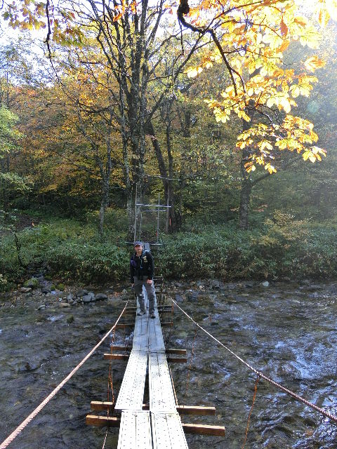 秋の紅葉登山　女神山、真昼岳_f0105112_6442944.jpg