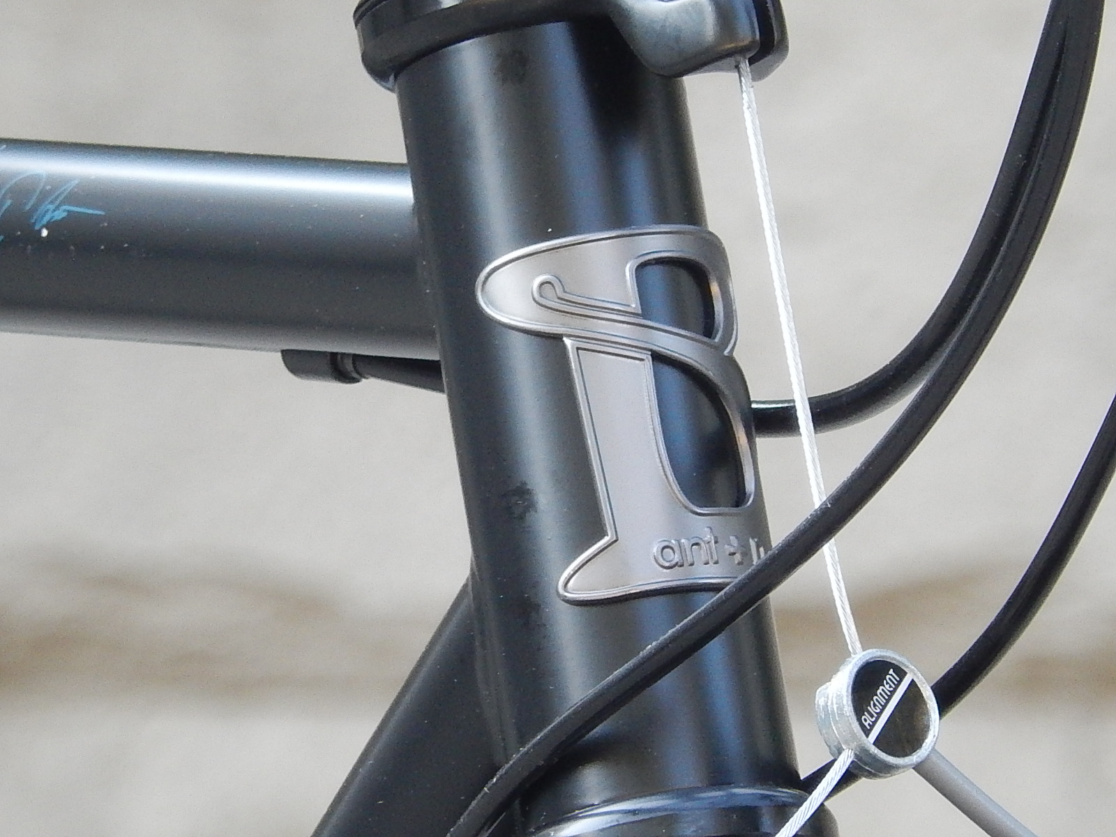 BRUNO / Day Tour 700C Flat BLACK Edition _e0188759_1505488.jpg