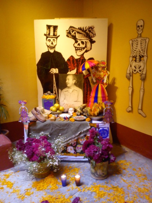 死者の日（Dia de Muertos)_c0325278_09522548.jpg