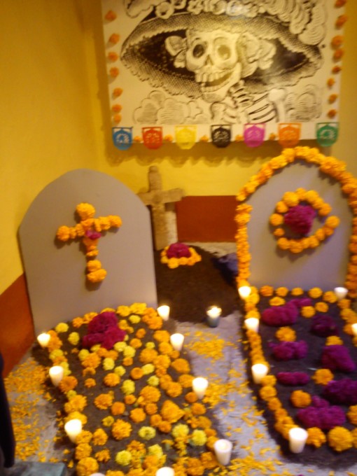 死者の日（Dia de Muertos)_c0325278_09560909.jpg