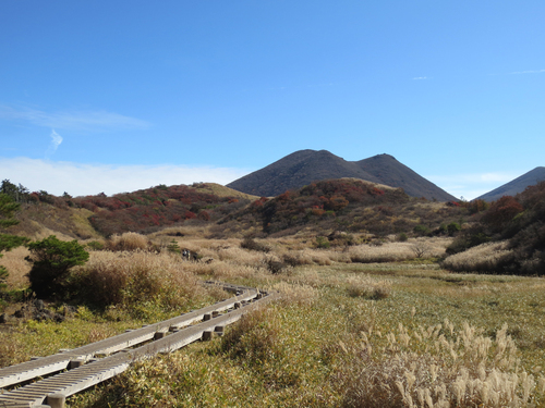 ■駆け込みくじゅう紅葉登山_d0190217_2304725.jpg