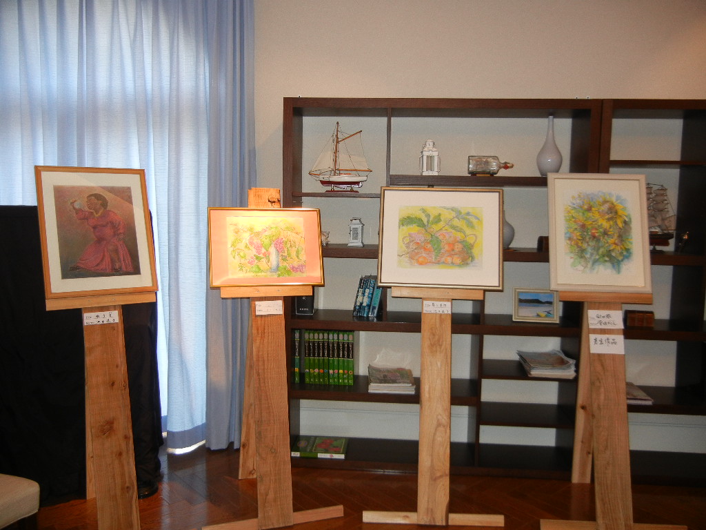 ’14,11,1(土)水彩画展とフラとウクレレの会!_f0060461_1929282.jpg