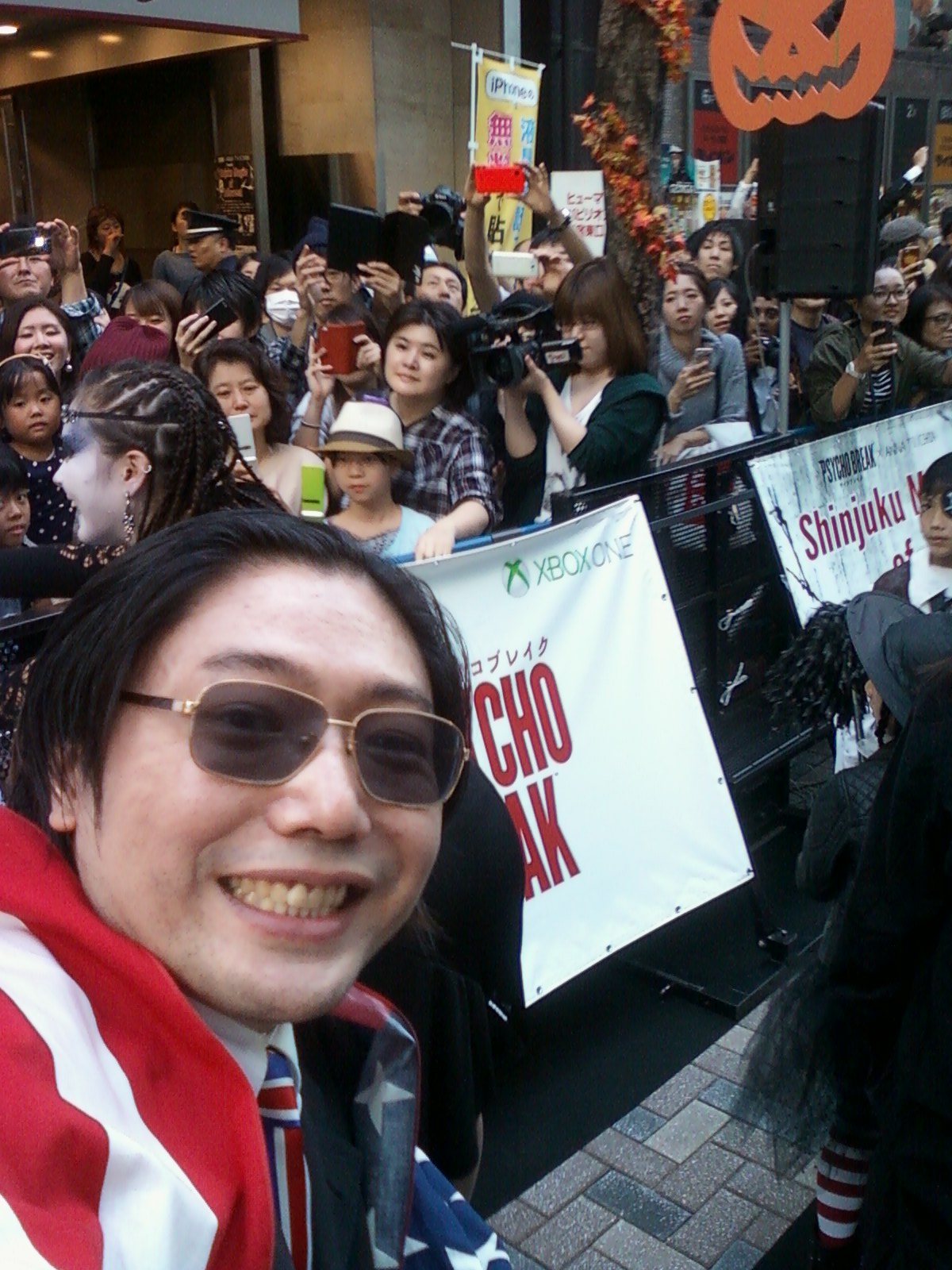 ２０１４年石原ひでおは土屋アンナさんのsonyのplay Stationの主題歌サイコブレイクに出演しました Hideo Ishihara Gossips