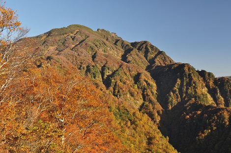 八海山(八ツ峰縦走)_c0034391_10365821.jpg