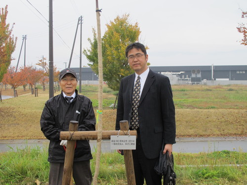 米沢工業会創設９０周年記念植樹はオオヤマザクラ　・・・４_c0075701_014874.jpg