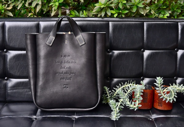 leather A tote x black_b0172633_1111410.jpg
