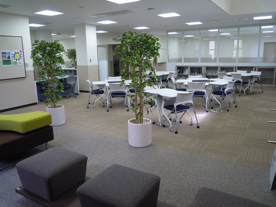 関西学院大学社会学部 共同学習室 世界の大学めぐり 関西学院大学社会学部 共同学習室 世界の大学めぐり