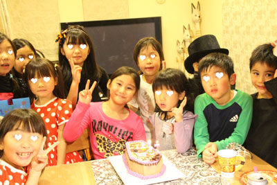 ミッキーの棺ケーキバースデーケーキとハロウィンパーリー！_f0149855_2314149.jpg