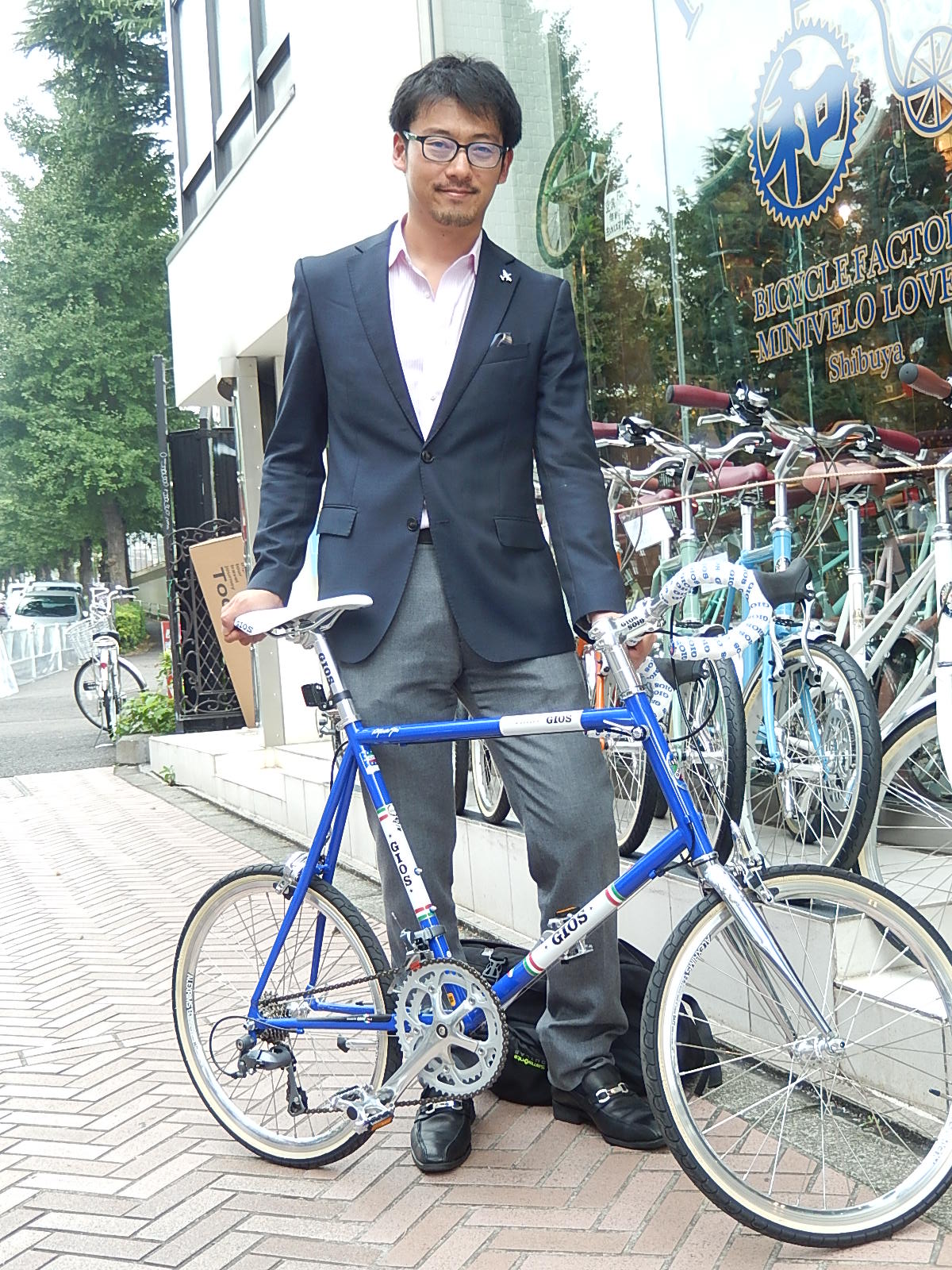 11月2日　渋谷　原宿　の自転車屋　FLAME bike前です_e0188759_16585877.jpg