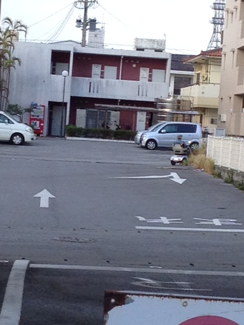 ごもっとも!なサインと、逃げ足の速い父_b0292900_17134548.jpg