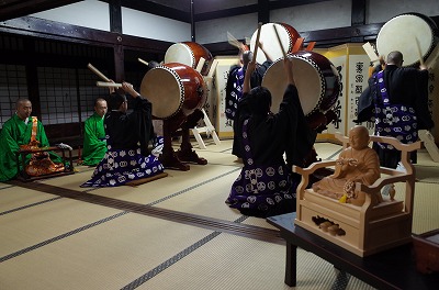 第6回 毘沙門さま夜参りとほの灯り へ行ってきました_c0336902_20243291.jpg