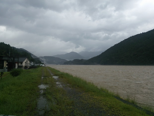 f0048418_858765.jpg