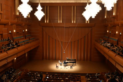 紀尾井ホールでコンサート Rurugardenと音符たち 紀尾井ホールでコンサート Rurugardenと音符たち