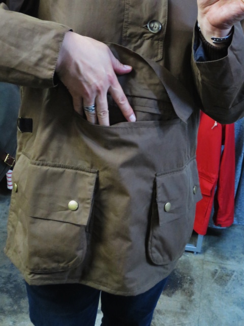 Barbour ･･･ LONG SHOREMAN JACKET！★！　稀少モデル！？_d0152280_1259848.jpg