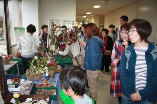 秋の里山フリーマーケット2014（館内編）　in 里山まつり（ゆめほたる会場）_a0166183_1235571.jpg