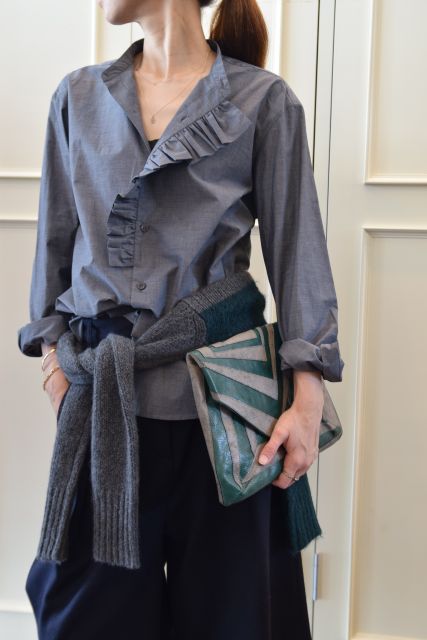 かろやかに DRIES VAN NOTEN._b0110586_20285621.jpg