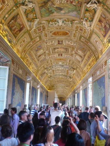イタリアを訪ねて(ローマ篇)_b0238789_21191421.jpg