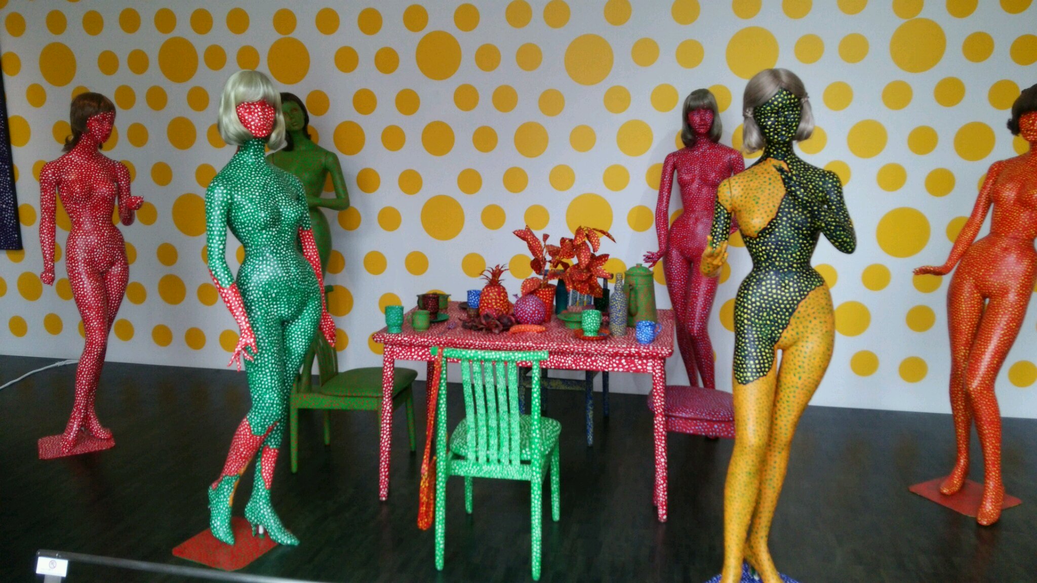 軽井沢ニューアートミュージアムに行きました。_e0119092_1136148.jpg