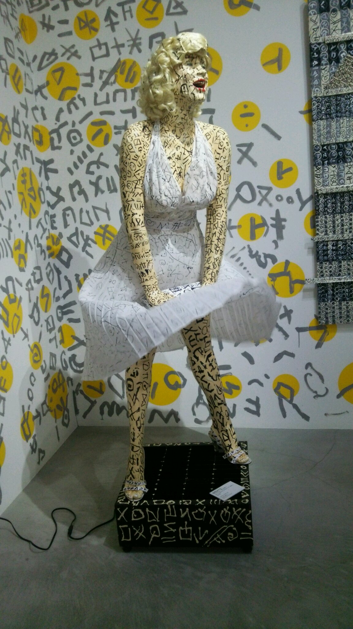 軽井沢ニューアートミュージアムに行きました。_e0119092_1137509.jpg