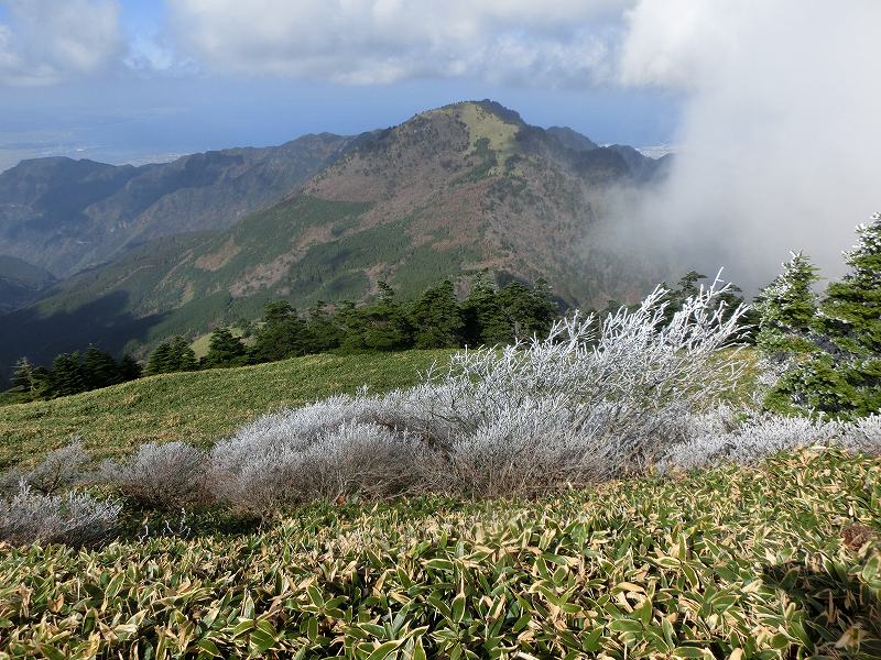 一の谷～ちち山～笹ヶ峰～南尾根　周遊_b0124306_23210609.jpg