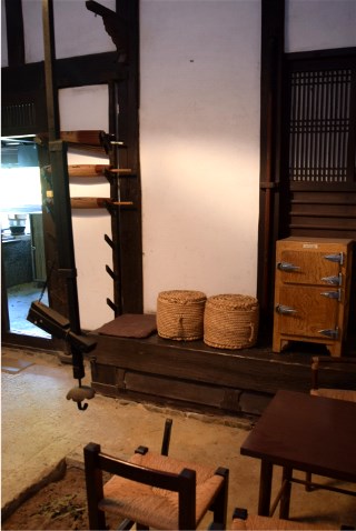 京都 「mood indigo] 絵本と紅茶の会_e0260071_12295389.jpg