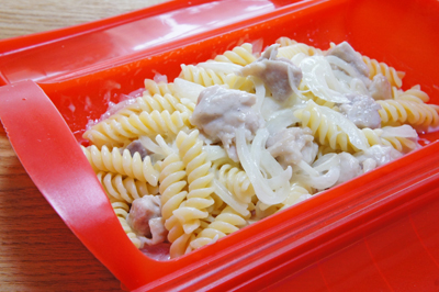 全部ルクエで簡単チキンマカロニグラタン 「ルクエレシピ」終了のお知らせ。_c0103827_14361995.jpg