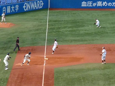 國學院大対拓殖大 10月10日 東都大学野球1部 前半_b0166128_1101464.jpg