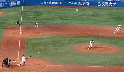 國學院大対拓殖大 10月10日 東都大学野球1部 前半_b0166128_13103035.jpg