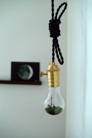 鉱物ジオラマ電球（吊り下げ型）「懐かしい日のこと」_f0280238_20291096.jpg