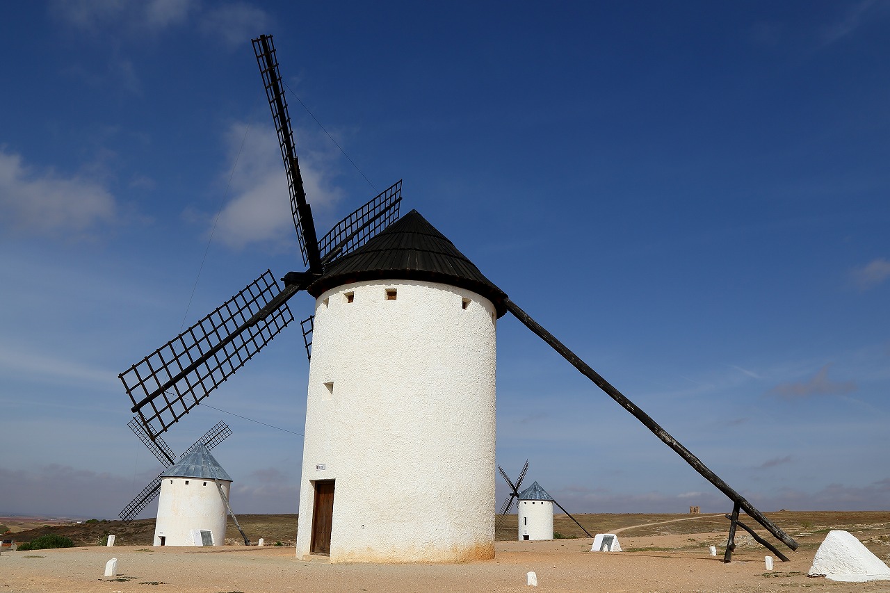 スペイン ドン キホーテが突進したラ マンチャの風車の村へ 旅プラスの日記