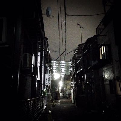 イングレスと路地裏_c0060143_1975216.jpg