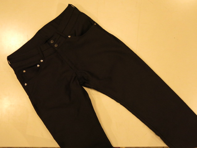 \"Der SAMMLER solo × TheThreeRobbers DOUBLE WAIST PANTS MOLESKIN / VELVETON\"ってこんなこと。_c0140560_10322888.jpg