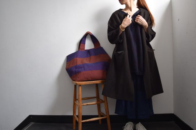 秋 と DANIELA GREGIS._b0110582_19274456.jpg