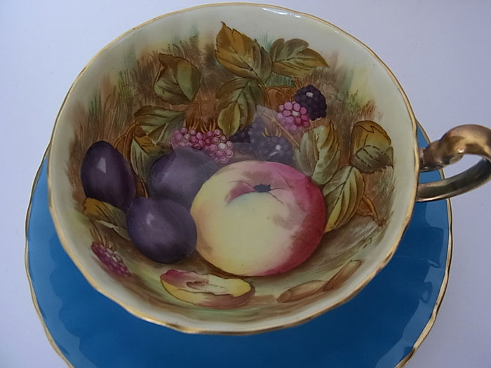 エインズレイ カップ&ソーサー_d0127182_1704225.jpg