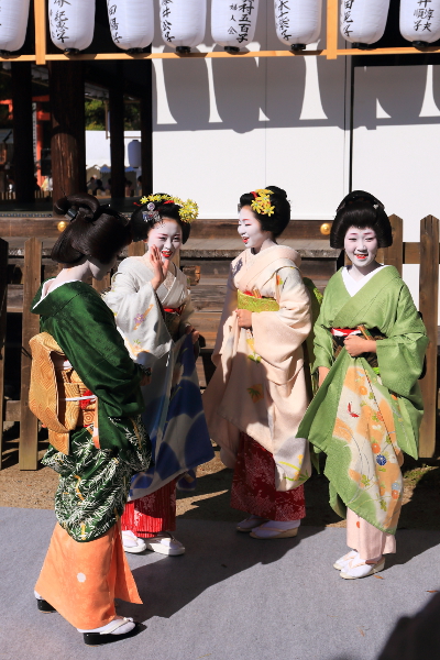 きもので集う園遊会 ~芸舞妓編~_e0051888_6362417.jpg