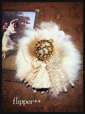 White Xmas Corsage ✴︎_d0162791_1841850.jpg