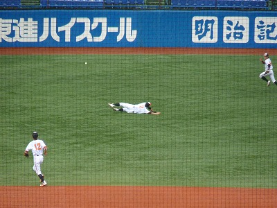 駒澤大対拓殖大 10月15日 東都大学野球1部 後半_b0166128_166799.jpg