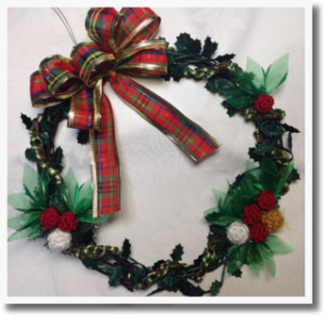 Christmas holly Wreath_a0219536_1843581.png