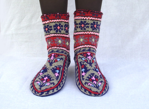 イランのおばあちゃんの手編み靴下2014_d0156336_2324161.jpg