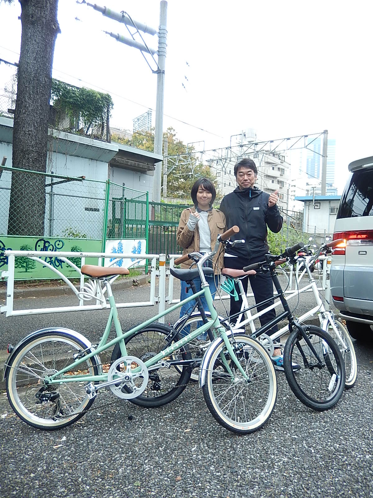 11月8日　渋谷　原宿　の自転車屋　FLAME bike前です_e0188759_13481036.jpg