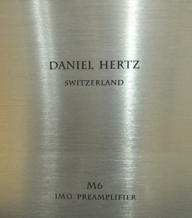 DANIEL HERTZ : 信心過ぎて極楽通り越す DANIEL HERTZ : 信心過ぎて極楽通り越す