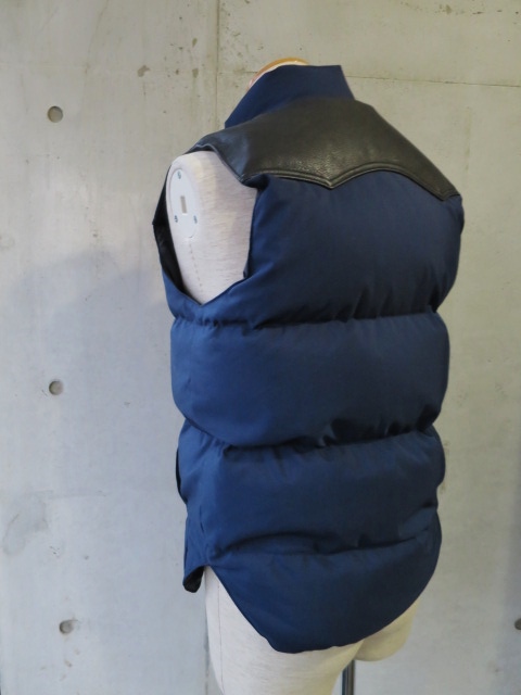 たまに間違いは在るわな。。。By Crescent Down Works フル別注DOWN VEST!♪!_d0152280_21304841.jpg