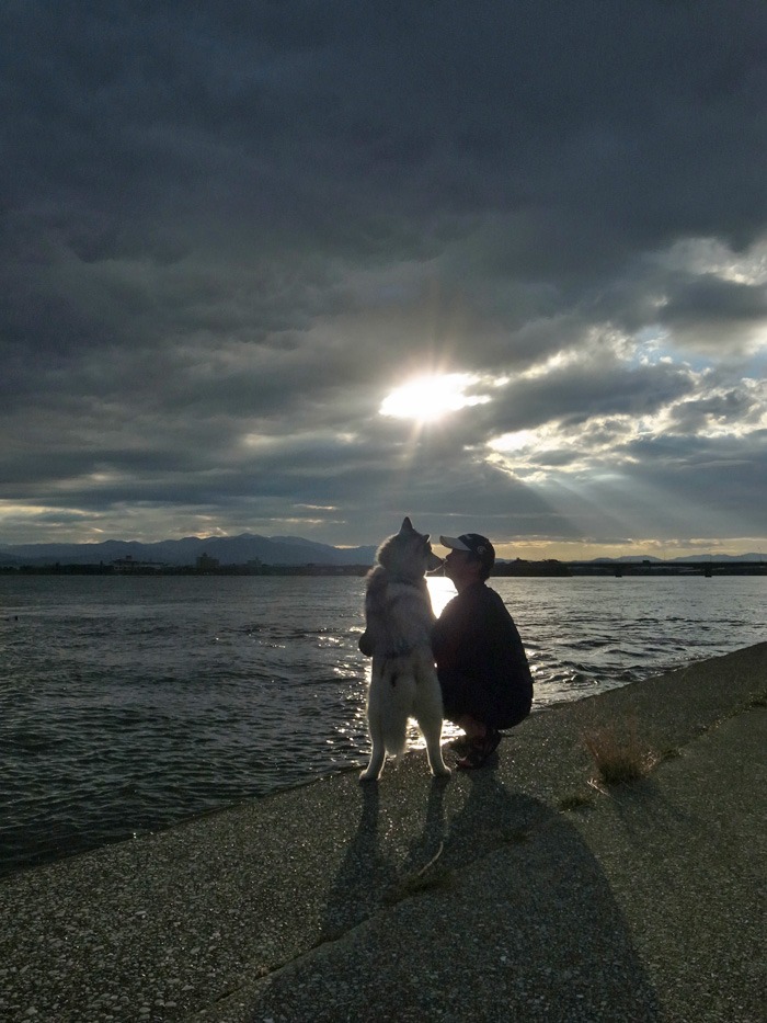 光を浴びて♪ (*^_^*)_c0049299_2142342.jpg
